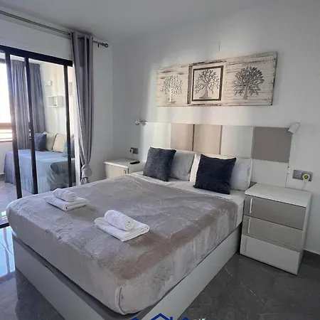 Azure Dreams Seaview Appartement